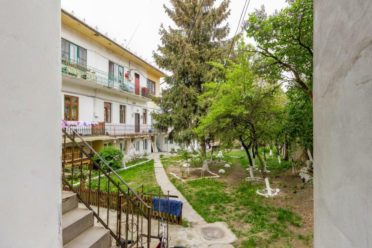 City Chic 3 Bedroom Apartment Cluj-Napoca Exterior photo